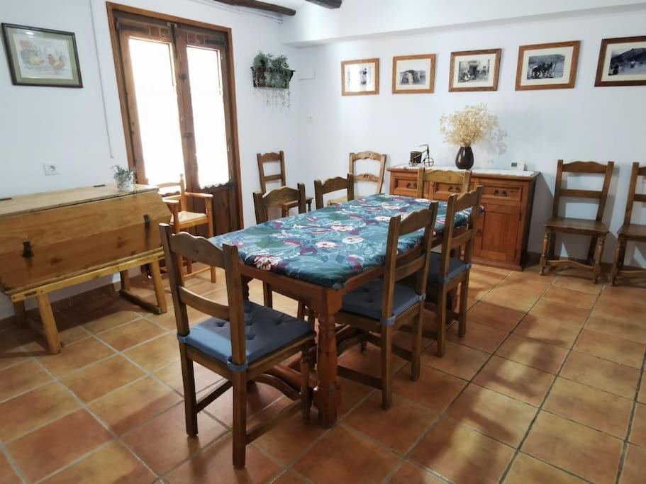 Casa Roya Villa Montalban Exterior photo